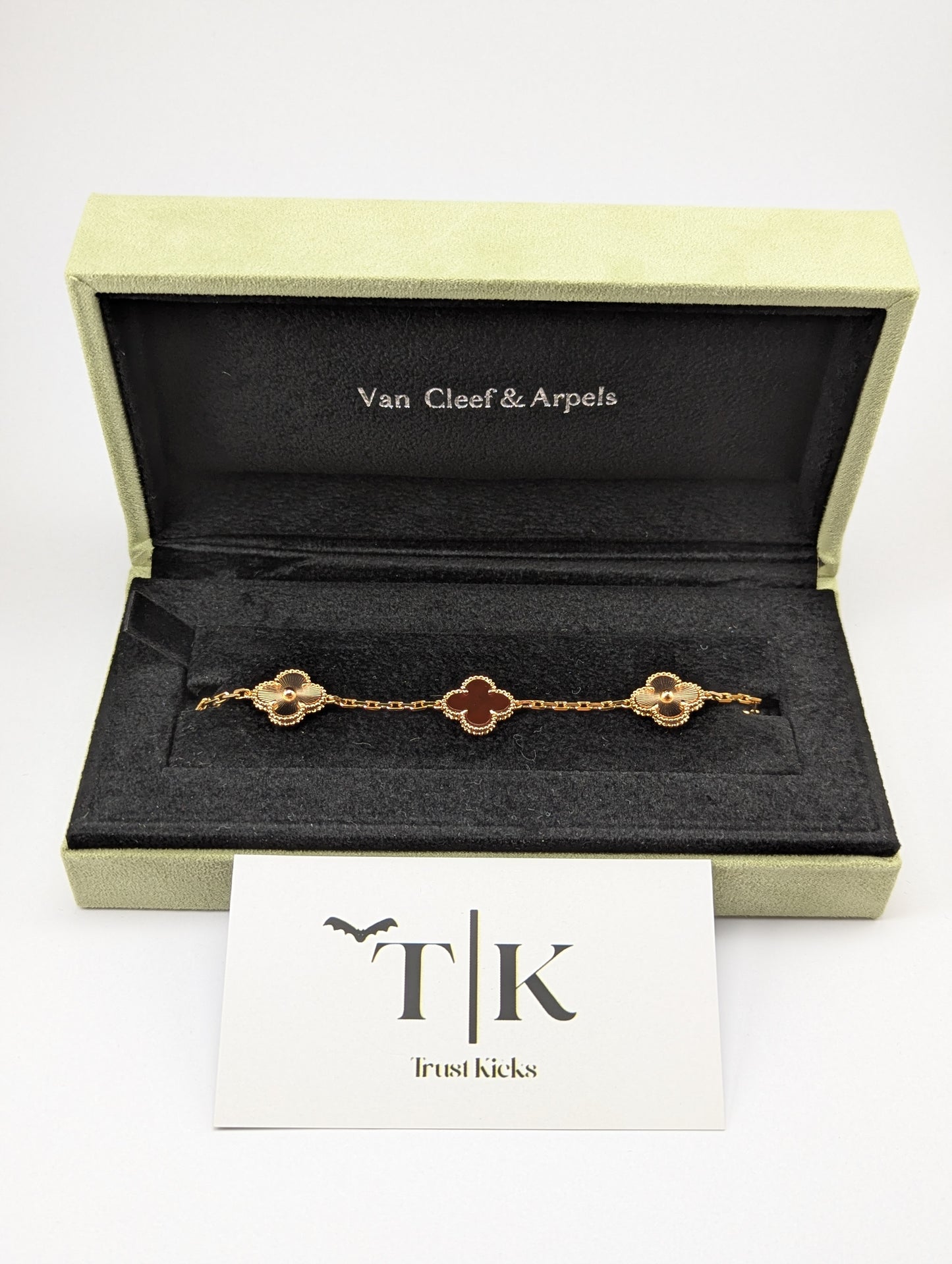 Pulso Tipo Van Cleef Baño de Oro Rosa 18k "Café con Zirconia"