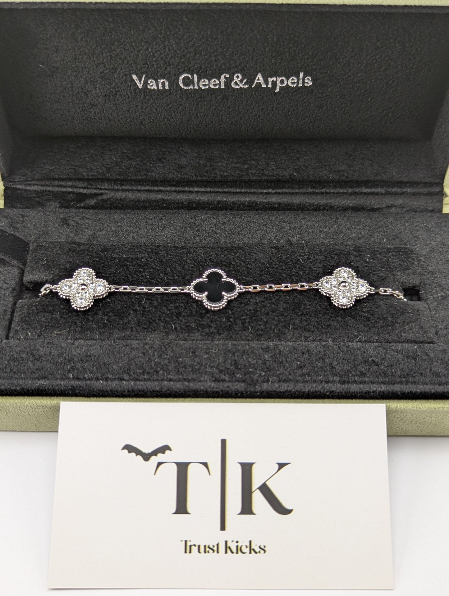 Pulso Tipo Van Cleef Plata .925 "Negro con Zirconia"