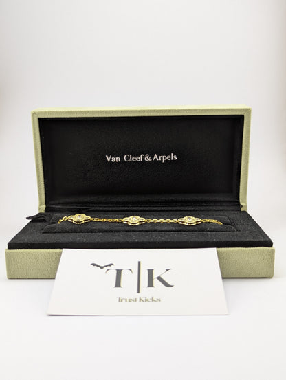 Pulso Tipo Van Cleef Baño de Oro 18k "Dorado con Zirconia"