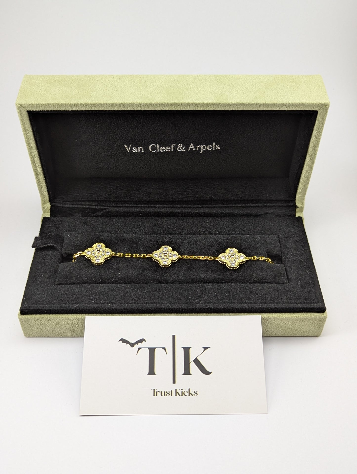 Pulso Tipo Van Cleef Baño de Oro 18k "Dorado con Zirconia"