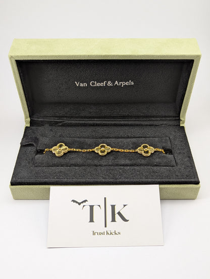 Pulso Tipo Van Cleef Baño de Oro 18k "Dorado"