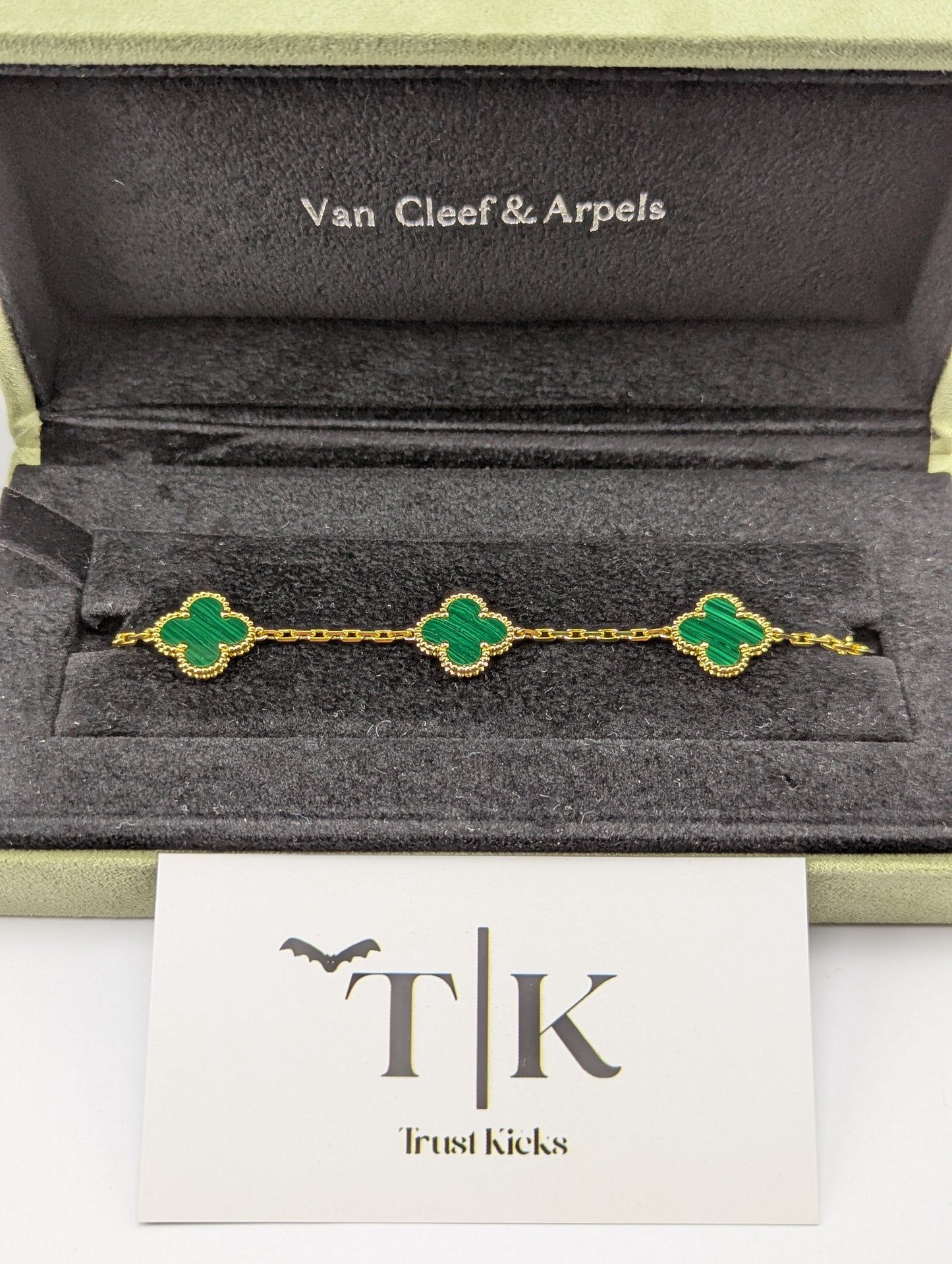 Pulso Tipo Van Cleef Baño de Oro 18k "Verde con Dorado"