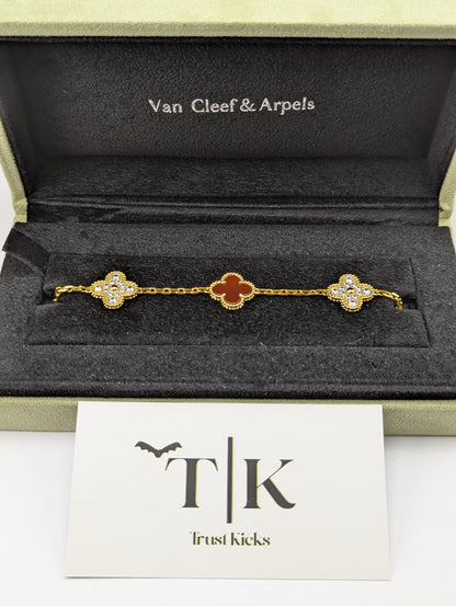 Pulso Tipo Van Cleef Baño de Oro 18k "Rojo con Zirconia"