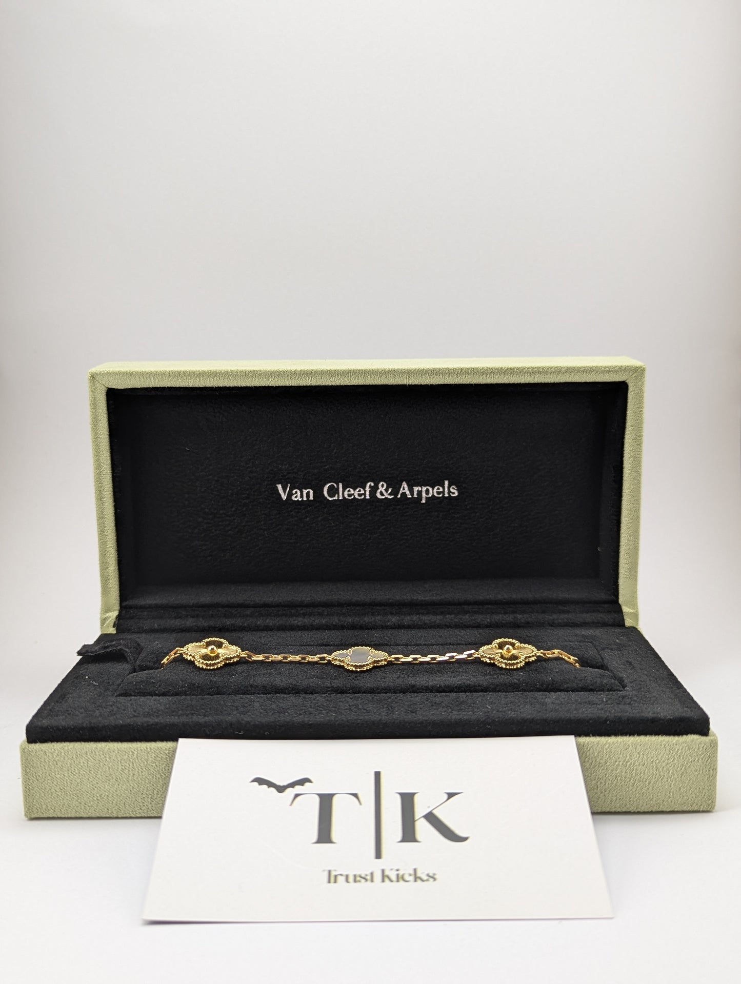 Pulso Tipo Van Cleef Baño de Oro Rosa 18k "Caledonia Gris con Oro"