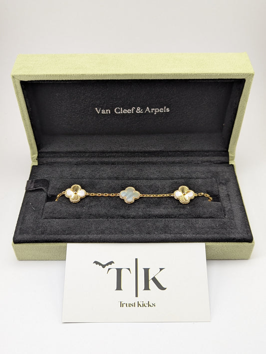 Pulso Tipo Van Cleef Baño de Oro Rosa 18k "Caledonia Gris con Oro"