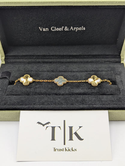 Pulso Tipo Van Cleef Baño de Oro Rosa 18k "Caledonia Gris con Oro"