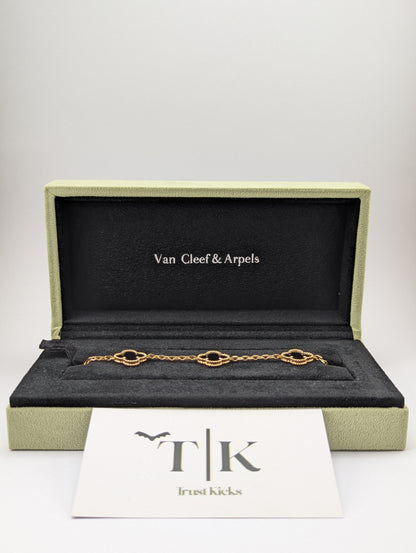 Pulso Tipo Van Cleef Baño de Oro Rosa 18k "Negro"