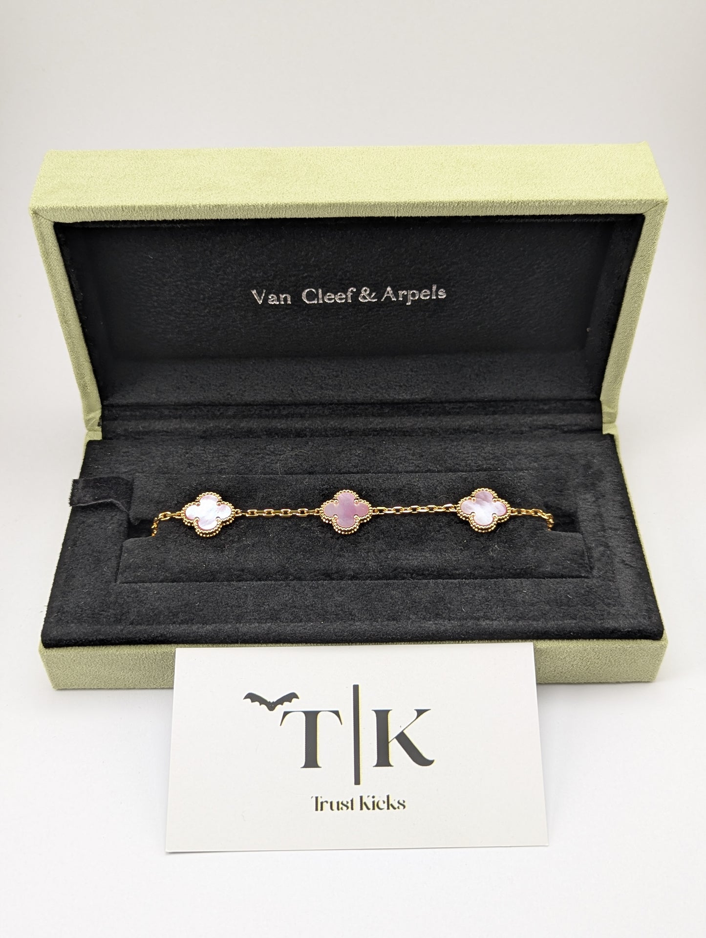 Pulso Tipo Van Cleef Baño de Oro Rosa 18k "Rosa Calcedonia"