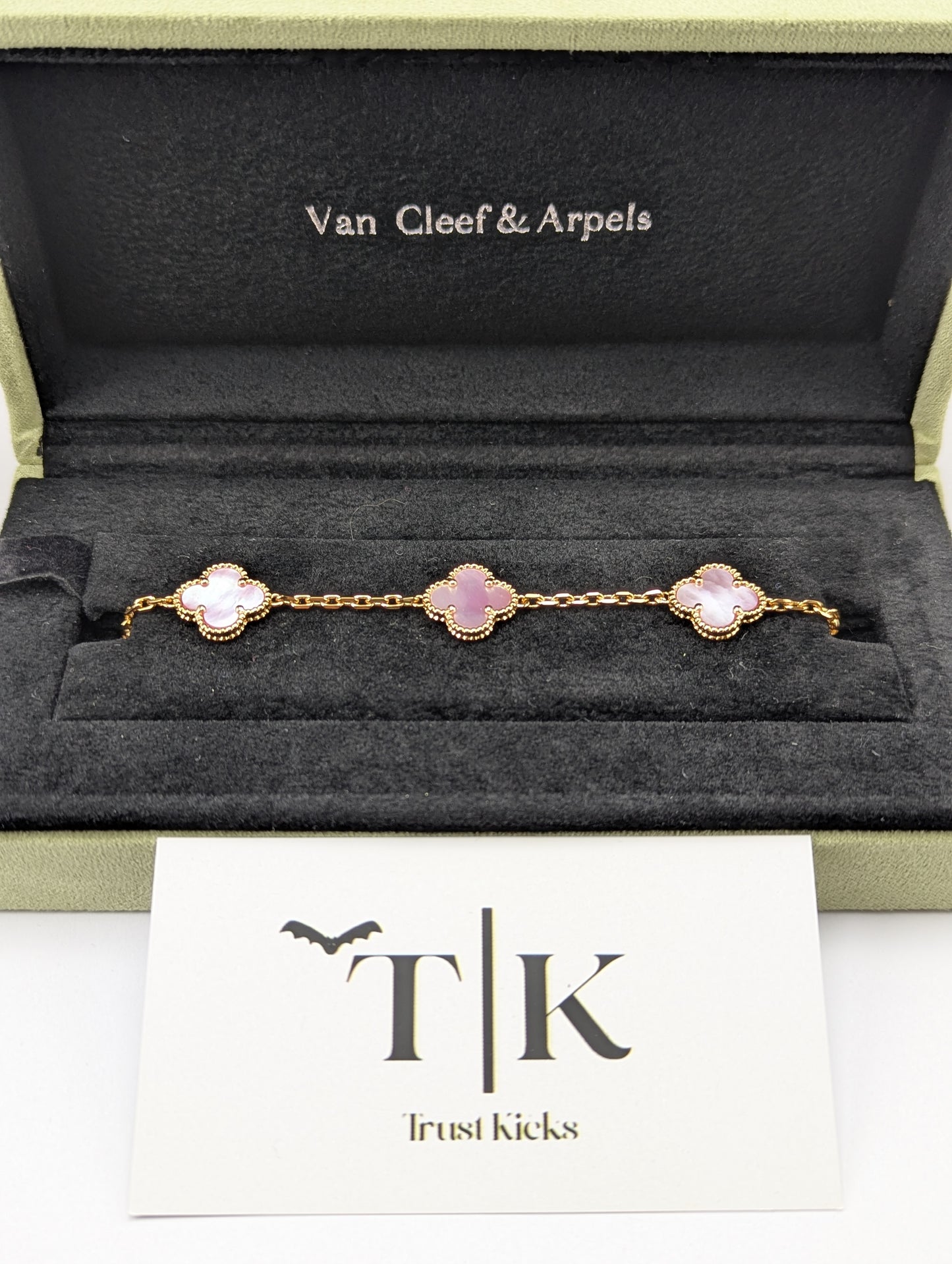 Pulso Tipo Van Cleef Baño de Oro Rosa 18k "Rosa Calcedonia"