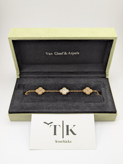 Pulso Tipo Van Cleef Baño de Oro Rosa 18k "Calcedonia con Zirconia"