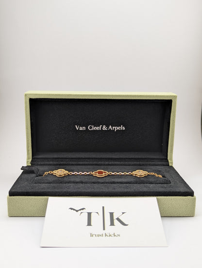 Pulso Tipo Van Cleef Baño de Oro Rosa 18k "Rojo con Zirconia"