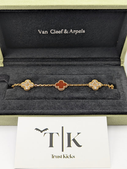 Pulso Tipo Van Cleef Baño de Oro Rosa 18k "Rojo con Zirconia"