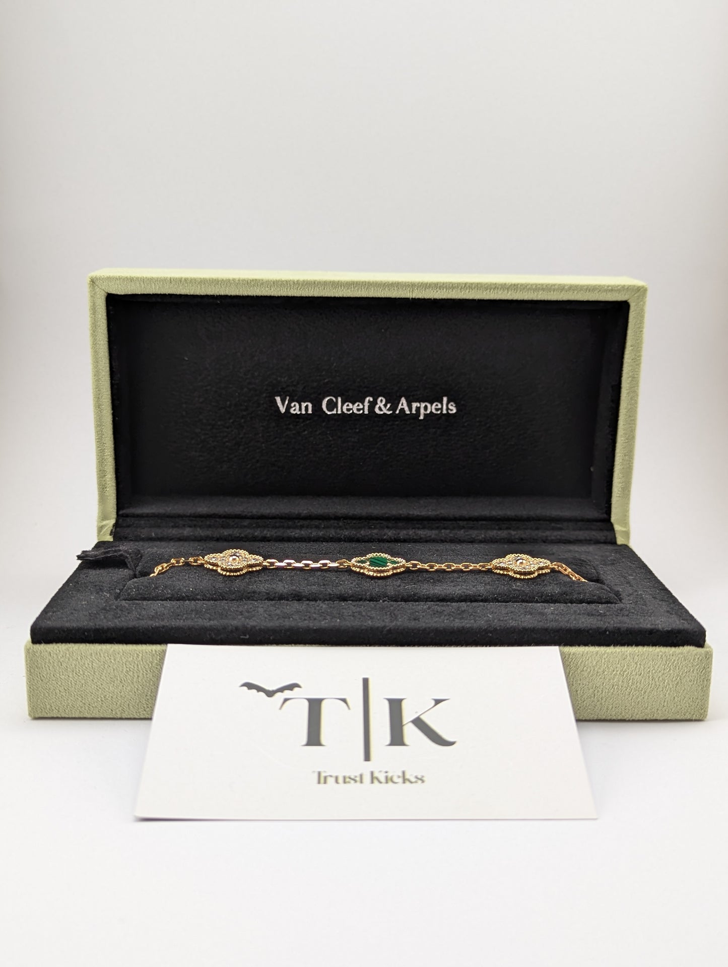 Pulso Tipo Van Cleef Baño de Oro Rosa 18k "Verde con Zirconia"