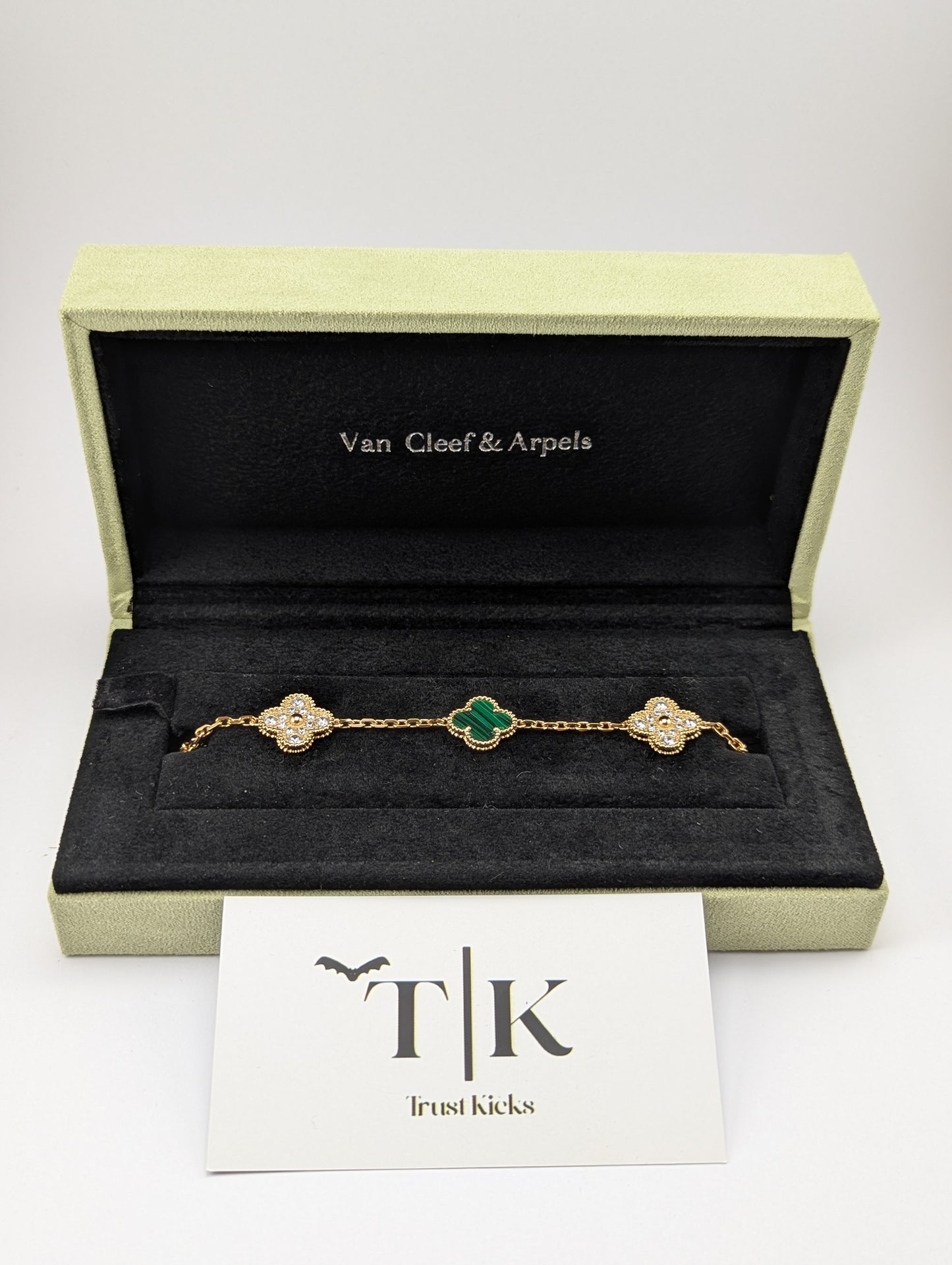 Pulso Tipo Van Cleef Baño de Oro Rosa 18k "Verde con Zirconia"