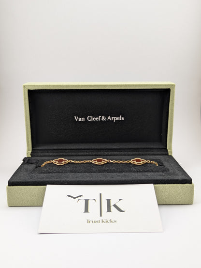 Pulso Tipo Van Cleef Baño de Oro Rosa 18k "Rojo"