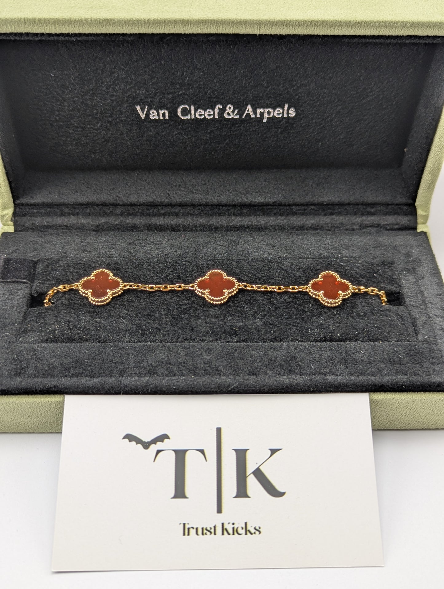 Pulso Tipo Van Cleef Baño de Oro Rosa 18k "Rojo"