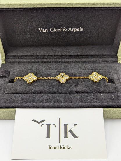 Pulso Tipo Van Cleef Baño de Oro 18k "Full Zirconia"