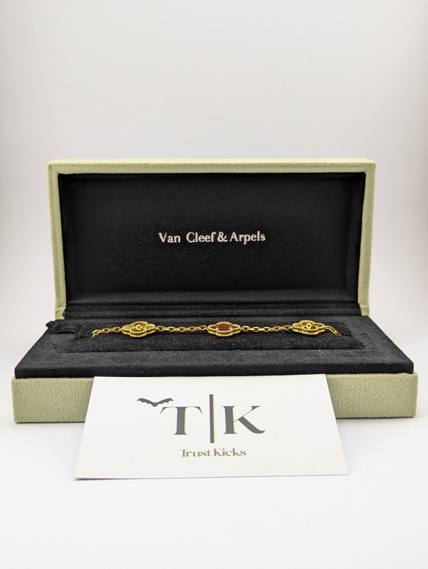 Pulso Tipo Van Cleef Baño de Oro 18k "Marrón con Oro"