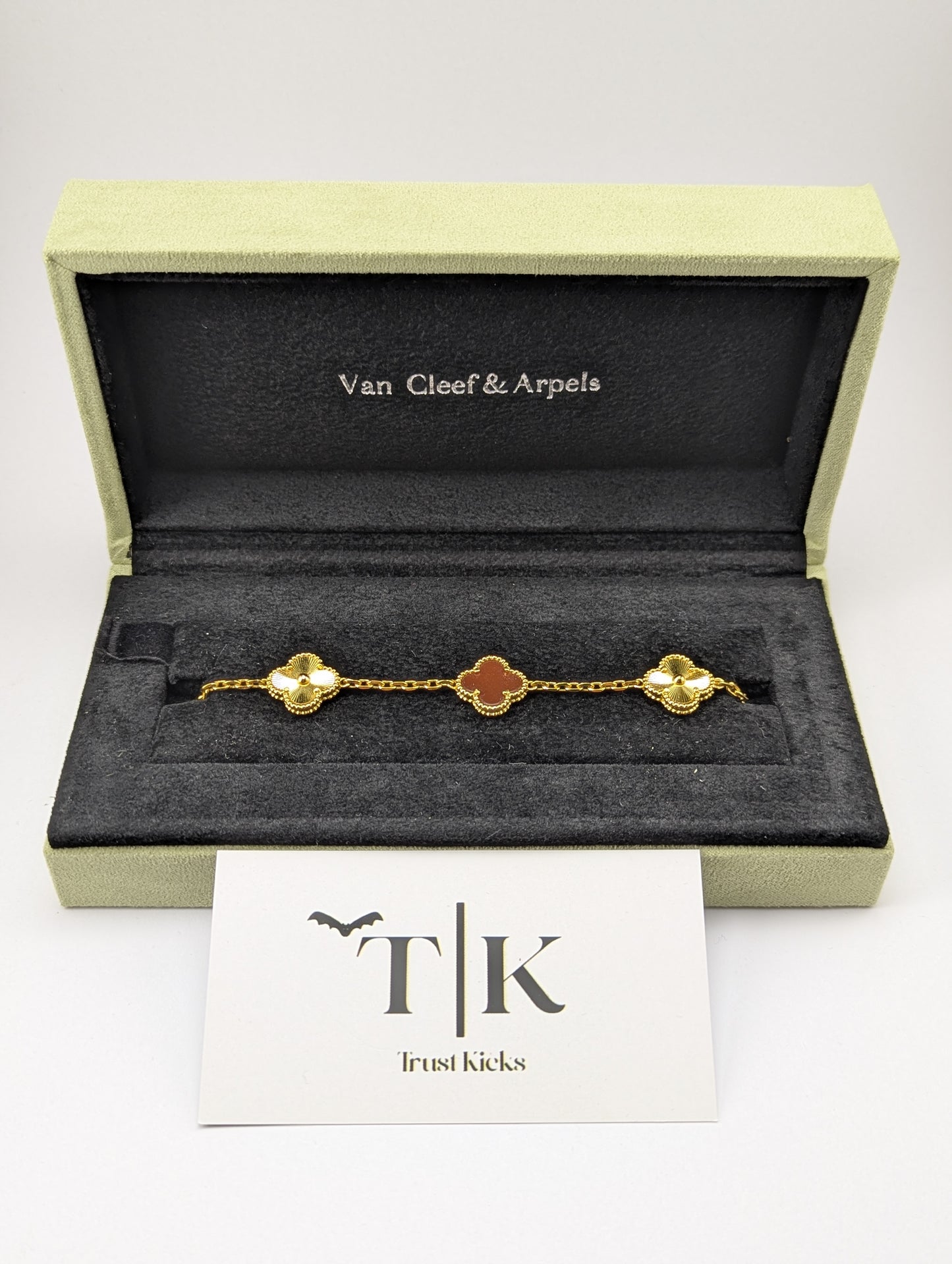 Pulso Tipo Van Cleef Baño de Oro 18k "Marrón con Oro"