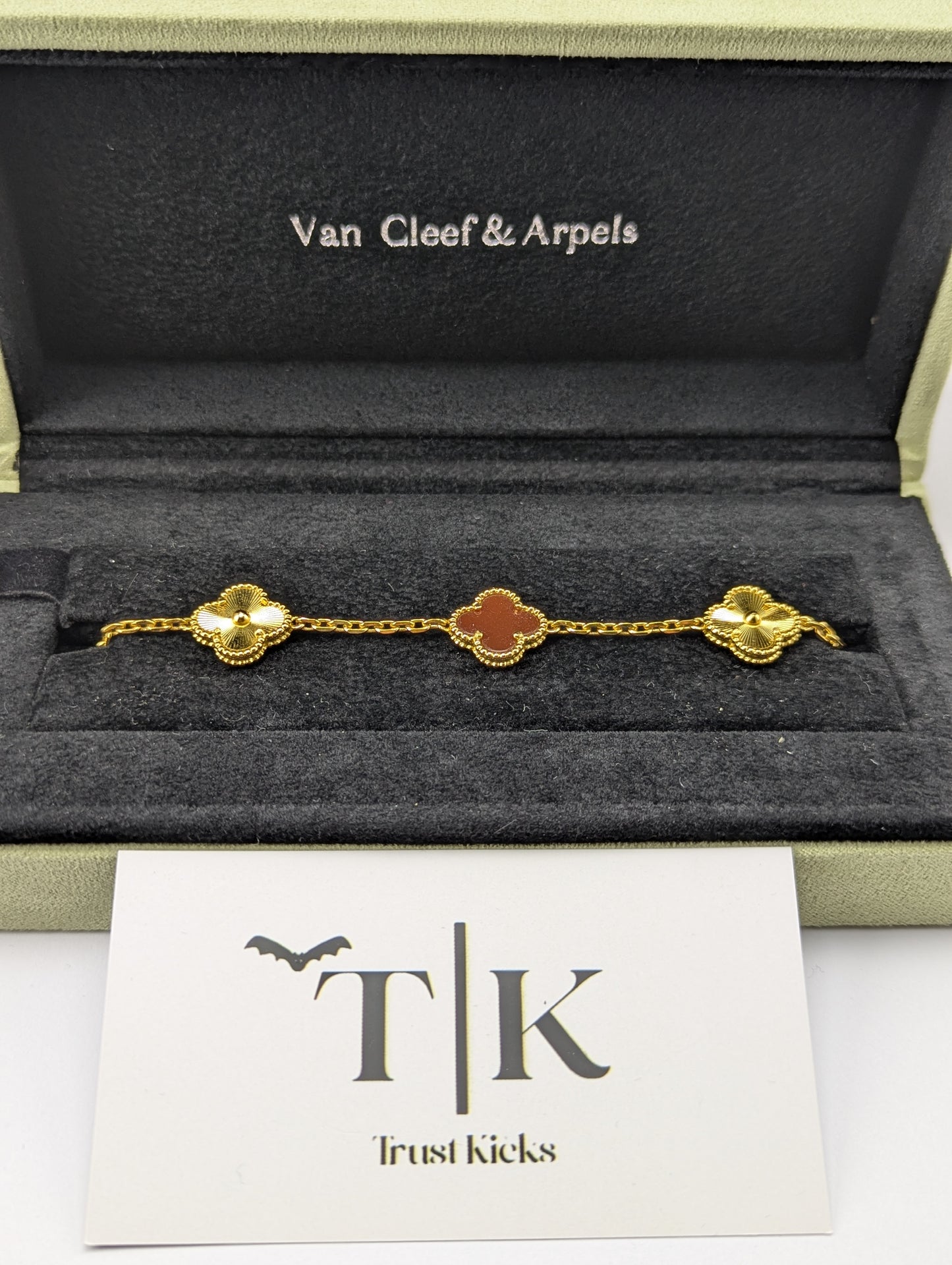 Pulso Tipo Van Cleef Baño de Oro 18k "Marrón con Oro"