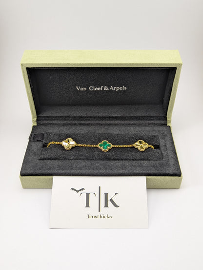 Pulso Tipo Van Cleef Baño de Oro 18k "Verde con Oro"