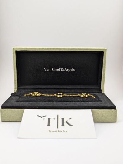 Pulso Tipo Van Cleef Baño de Oro 18k "Negro con Oro"