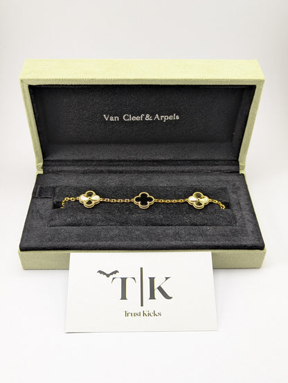 Pulso Tipo Van Cleef Baño de Oro 18k "Negro con Oro"