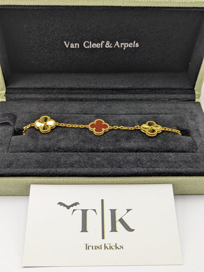 Pulso Tipo Van Cleef Baño de Oro 18k "Rojo con Oro"